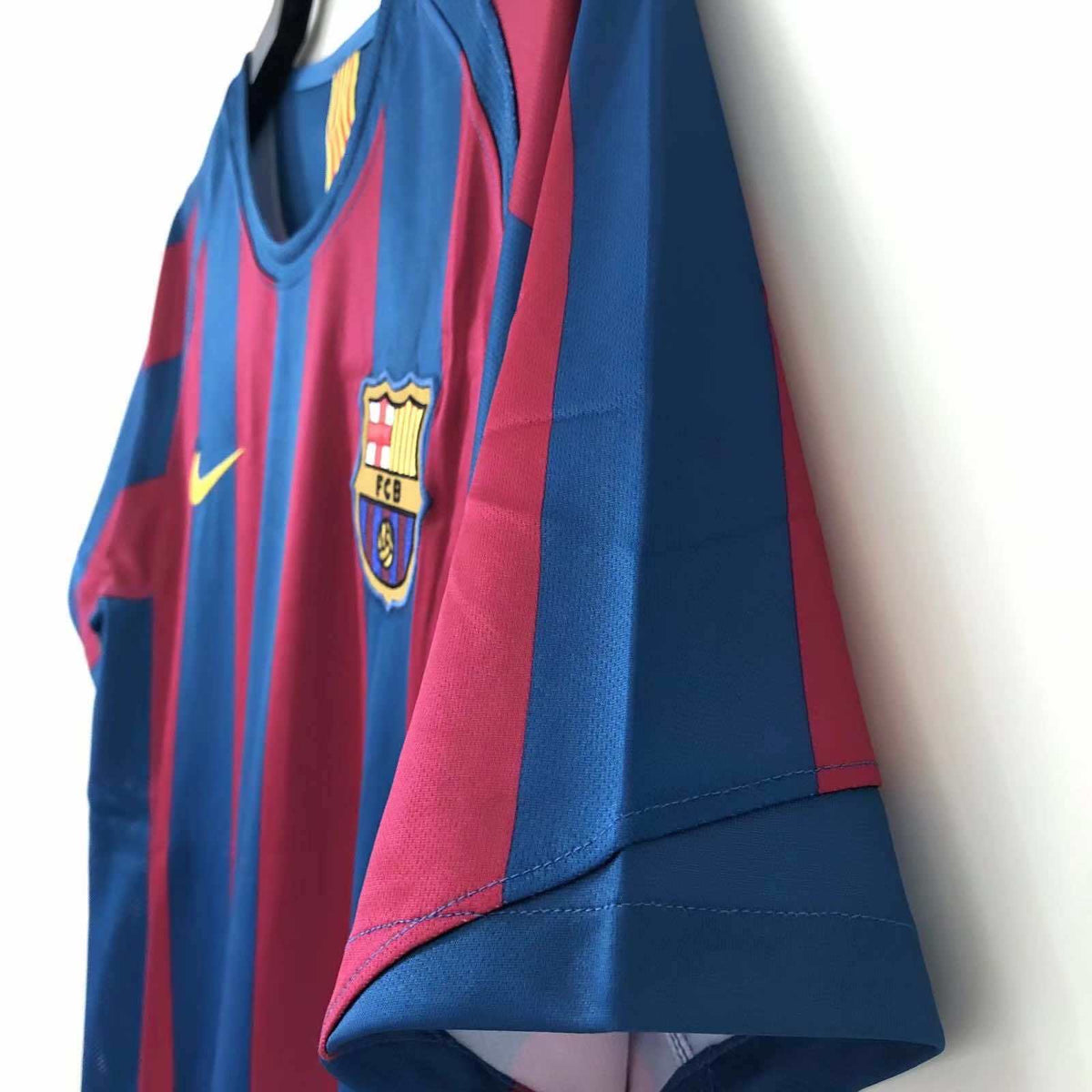 FC Barcelona 2005/06 Home Jersey