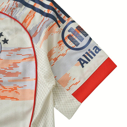 FC Bayern Munich 2025/26 Away Jersey